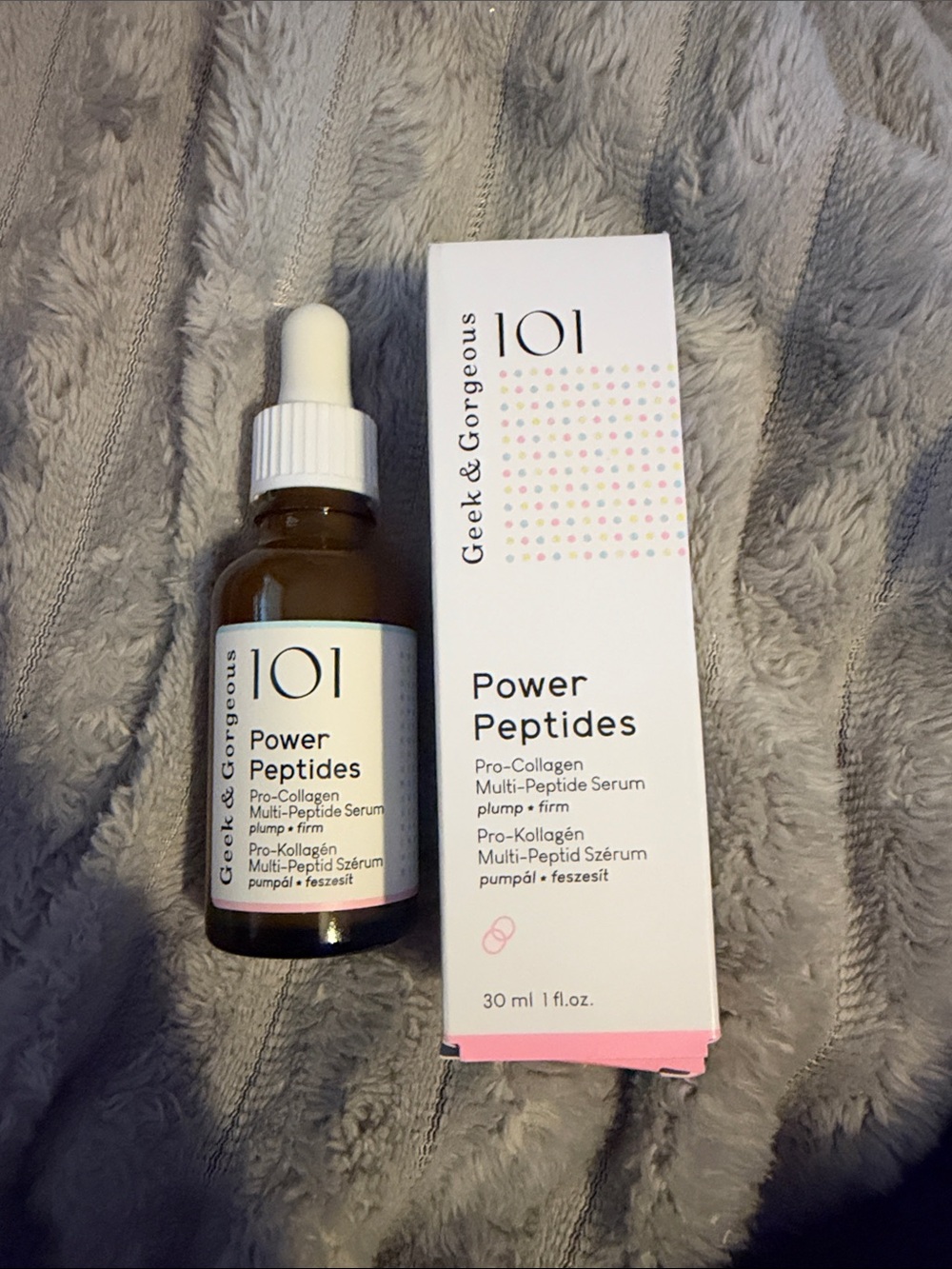 Power Peptides Serum — White/Pink